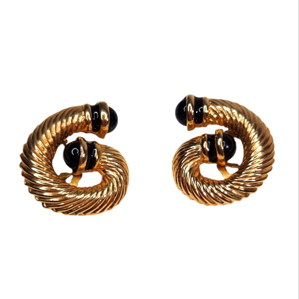 Vintage Gold Twisted  and Black Stone Swirl Clip Earrings EUC
